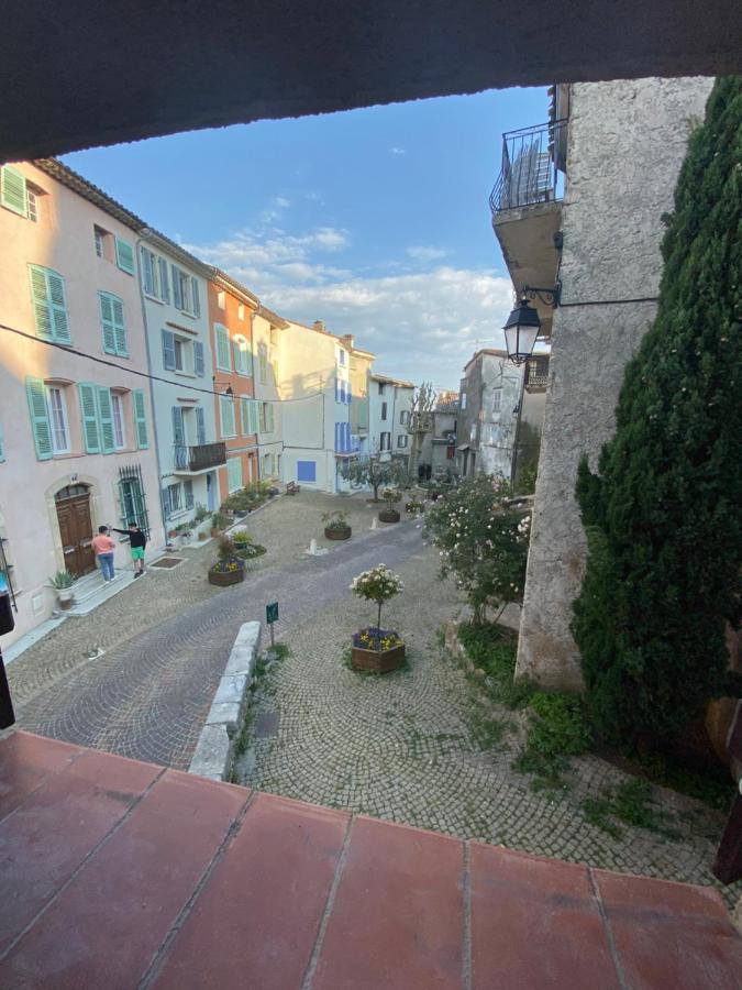 La Reinesse Flayosc Exterior foto